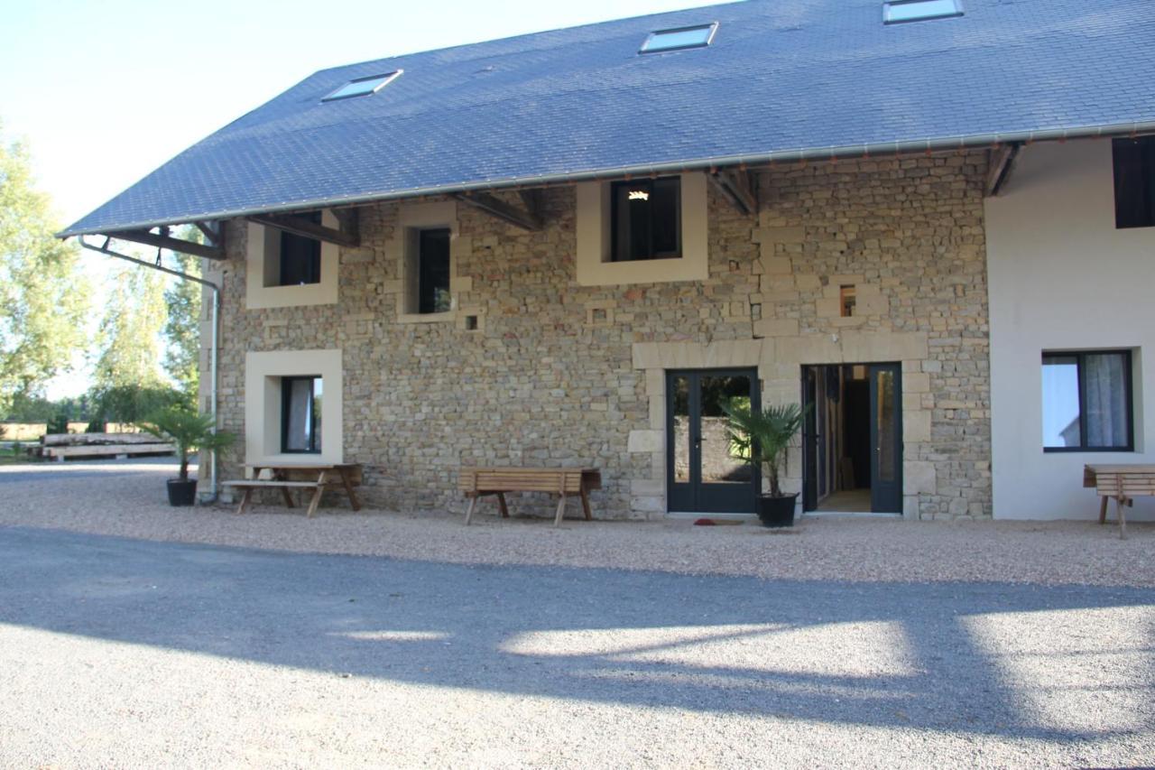 Logis Du Grand Pin Apartment Saint-Martin-des-Entrées Екстериор снимка