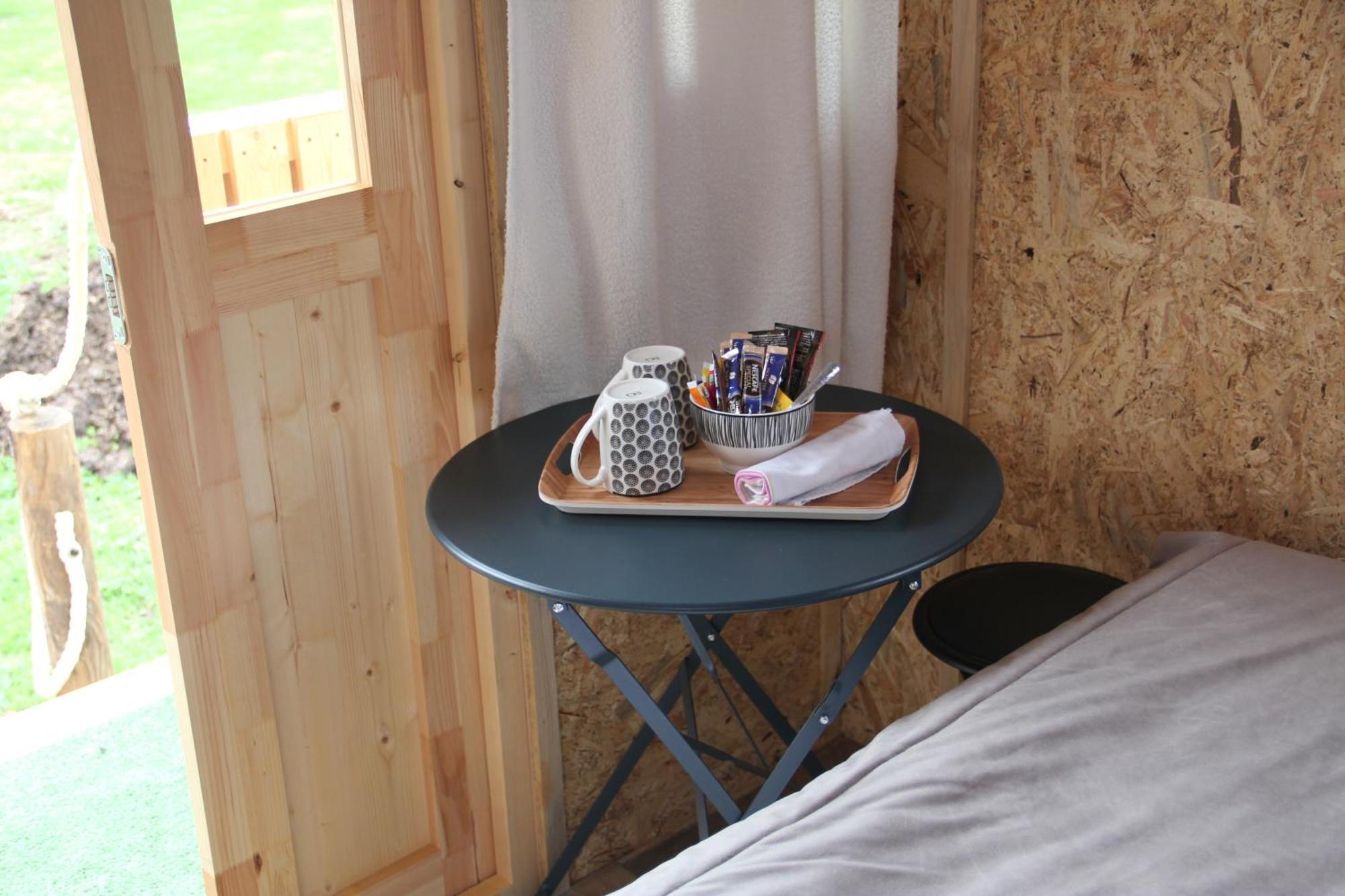 Logis Du Grand Pin Apartment Saint-Martin-des-Entrées Екстериор снимка
