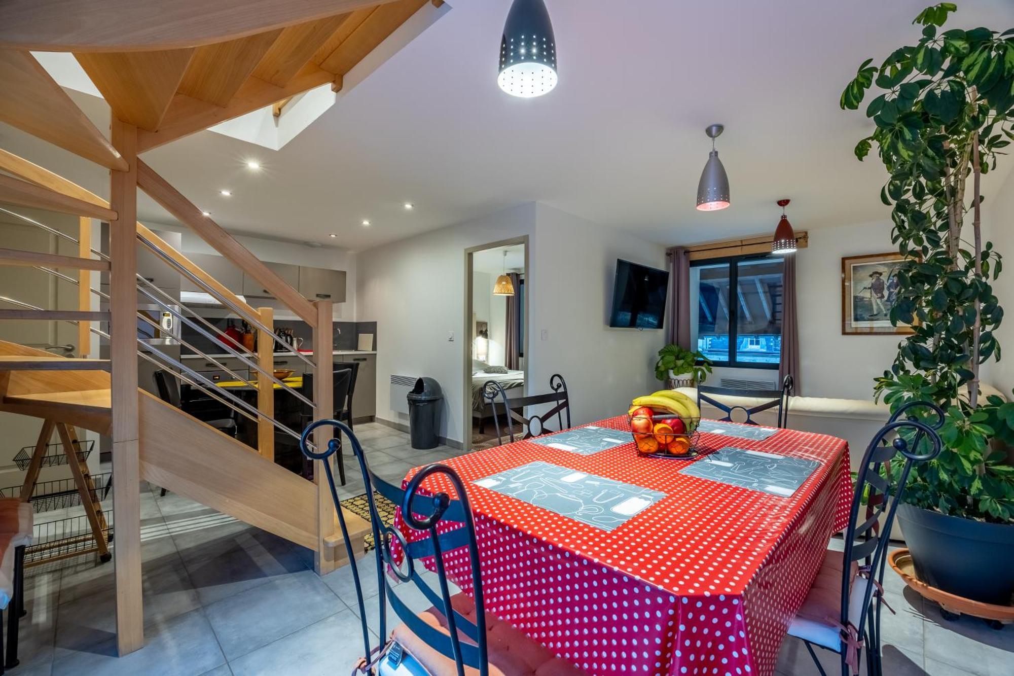 Logis Du Grand Pin Apartment Saint-Martin-des-Entrées Екстериор снимка