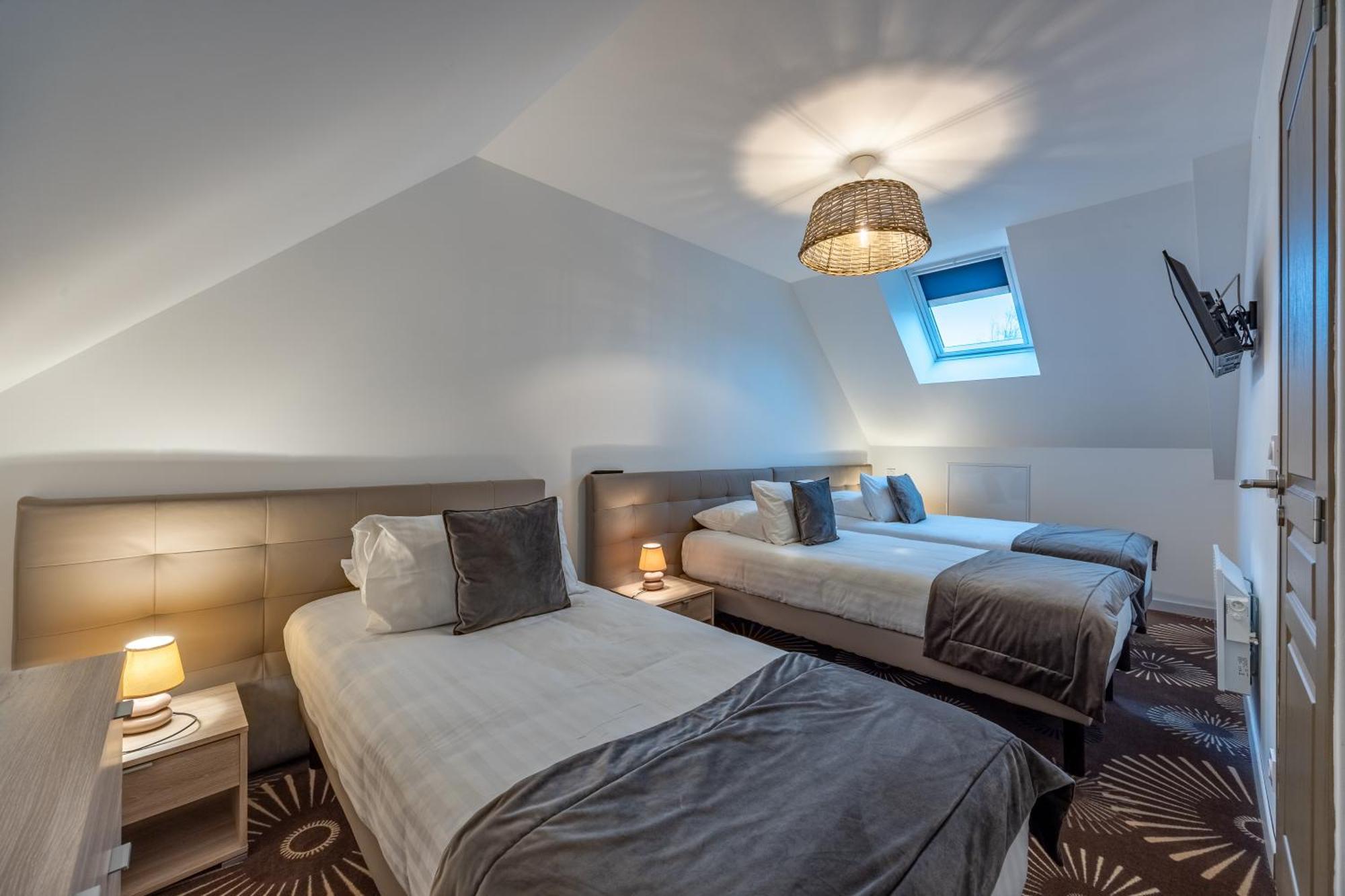 Logis Du Grand Pin Apartment Saint-Martin-des-Entrées Екстериор снимка