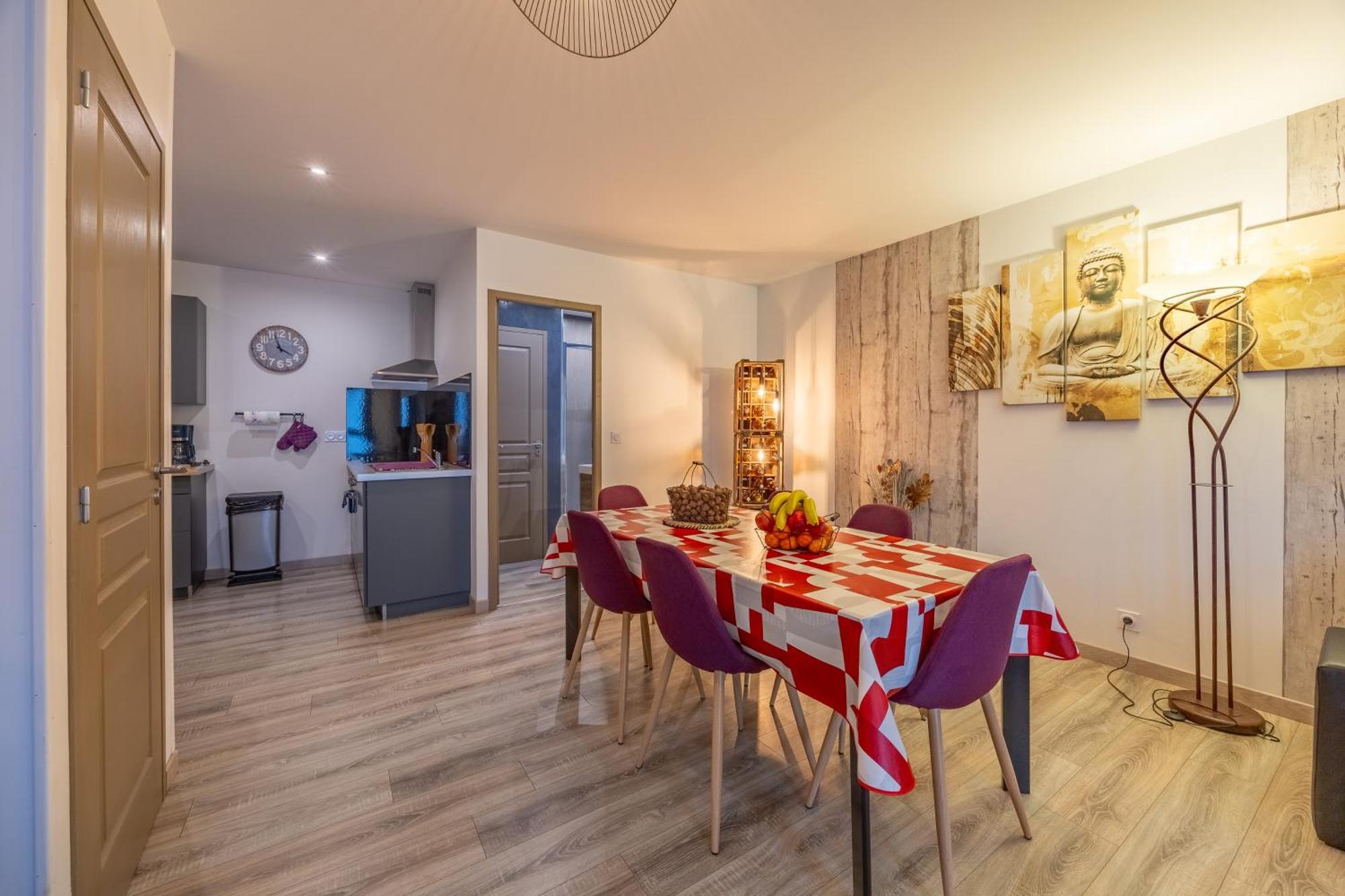 Logis Du Grand Pin Apartment Saint-Martin-des-Entrées Екстериор снимка